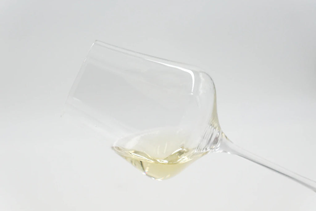 Weinhaus Iphofen Hans Wirsching 2020 Iphöfer Kronsberg Scheurebe Alte Reben trocken  VDP.Erste Lage glass